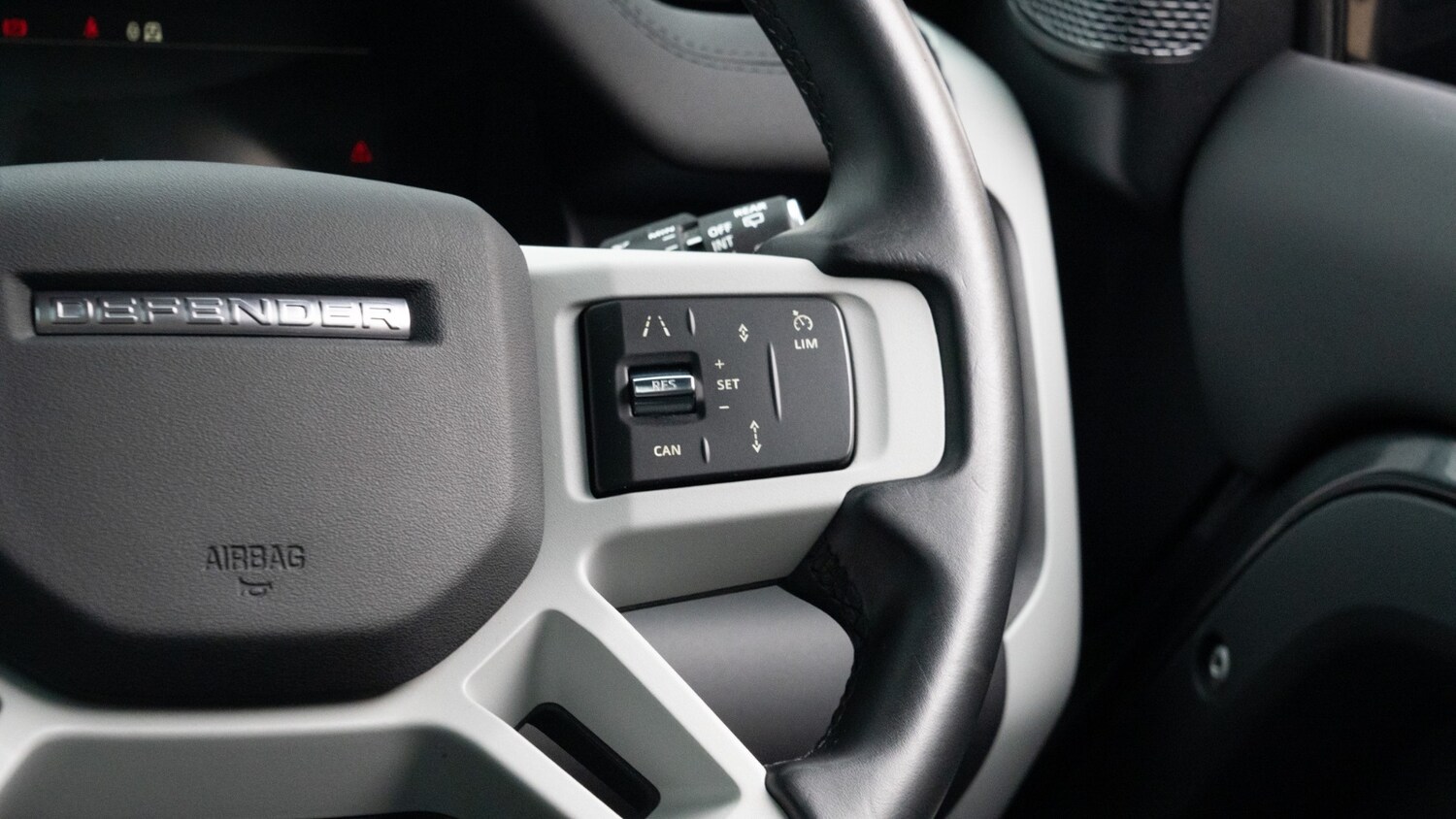 Used Land Rover Defender 2024 for sale - 77847999: Photo 19