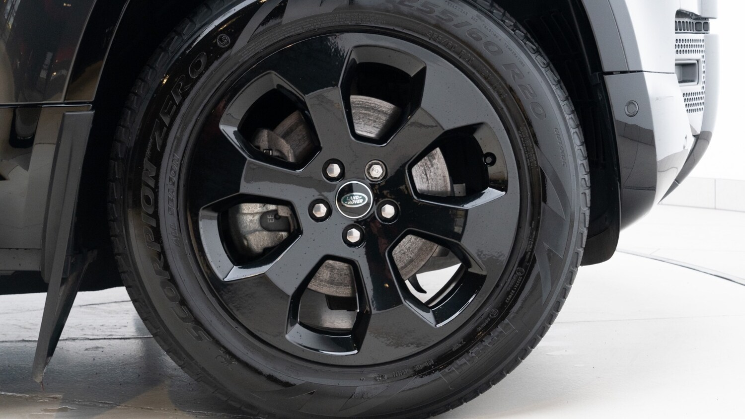 Used Land Rover Defender 2024 for sale - 77847999: Photo 28