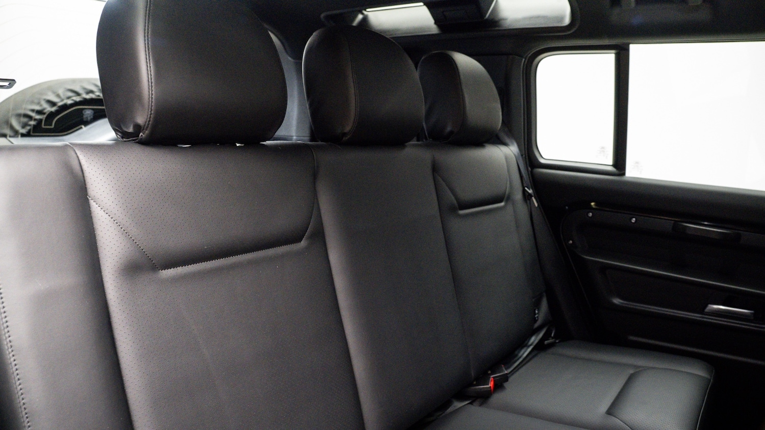 Used Land Rover Defender 2025 for sale - 77512712: Photo 10