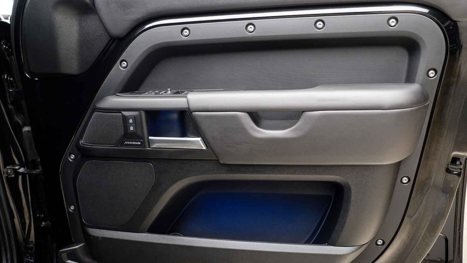 Used Land Rover Defender 2025 for sale - 77512712: Photo 14