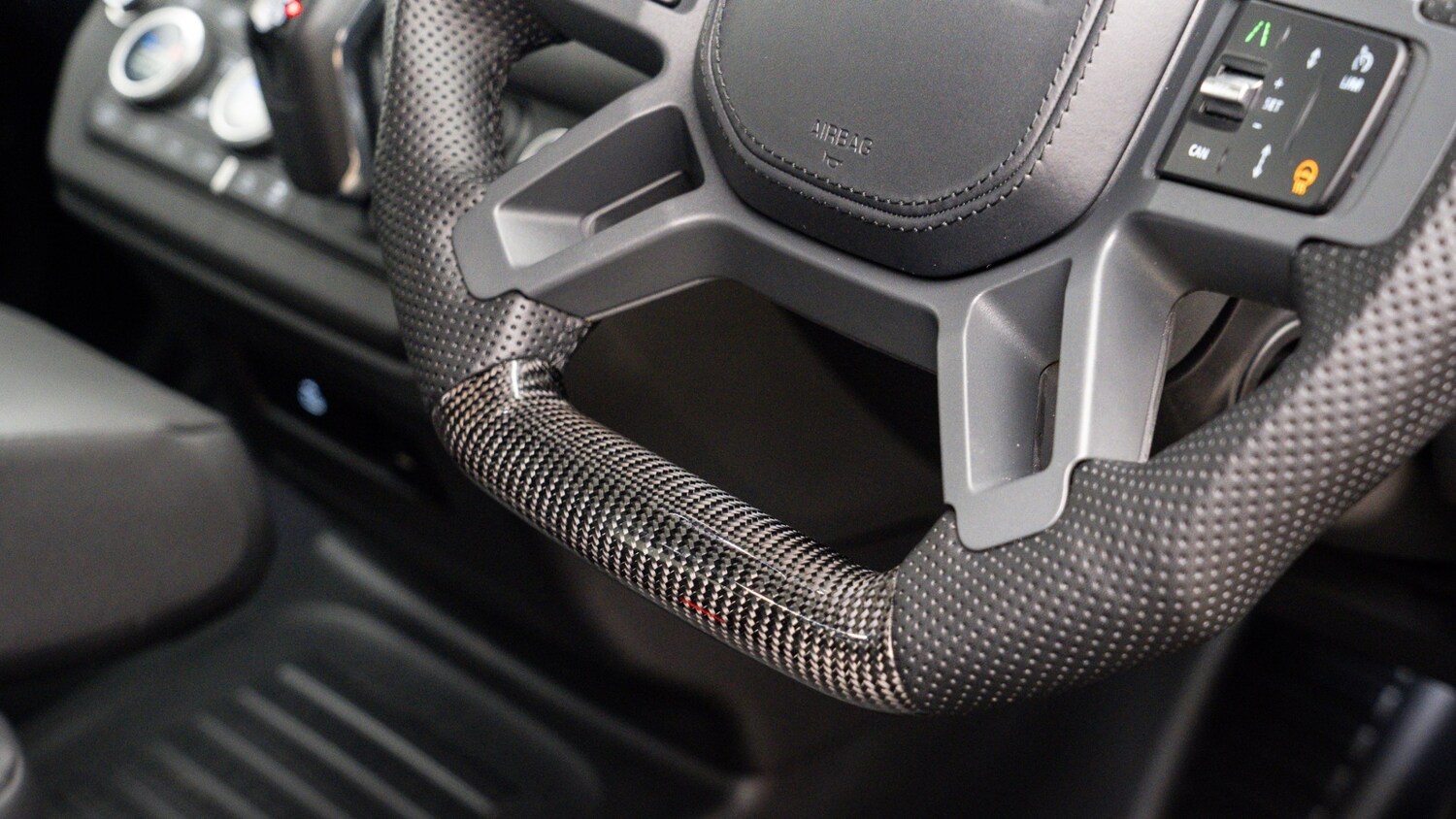 Used Land Rover Defender 2025 for sale - 77512712: Photo 31