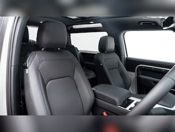 Used Land Rover Defender 2026 for sale - 78512876: Photo