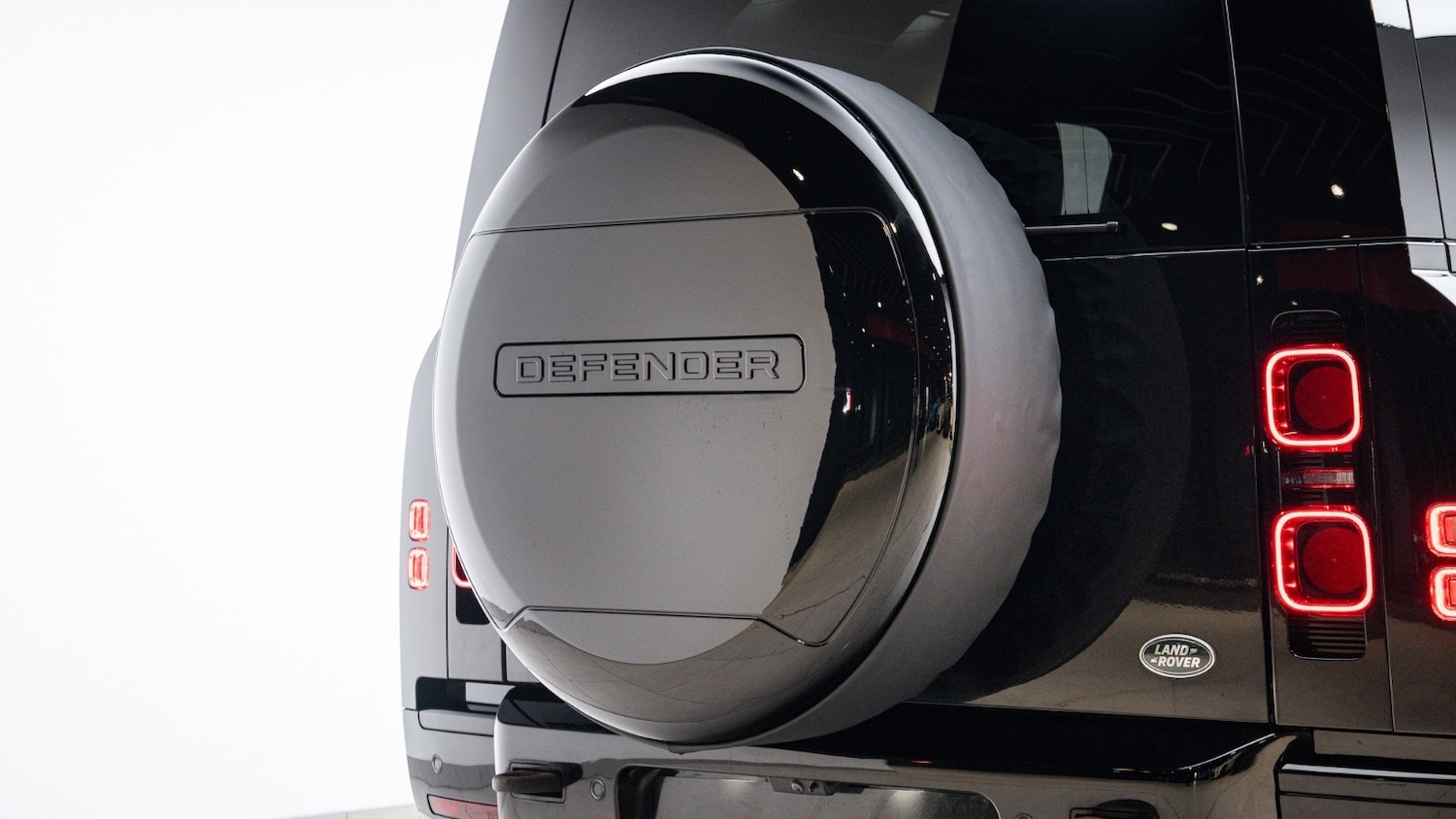 Used Land Rover Defender 2022 for sale - 77004920: Photo 15