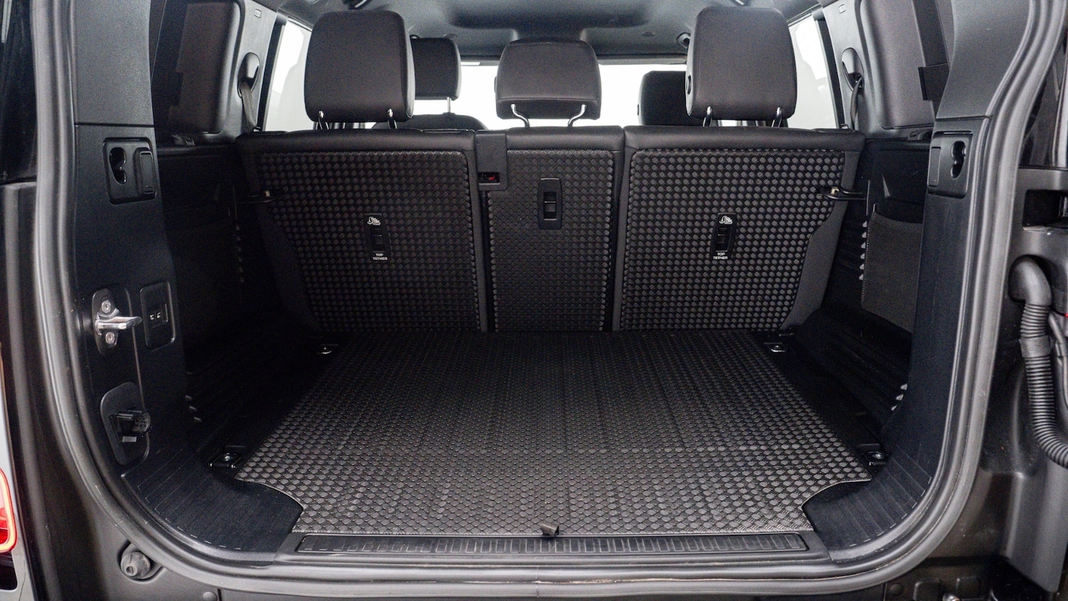 Used Land Rover Defender 2022 for sale - 77004920: Photo 18