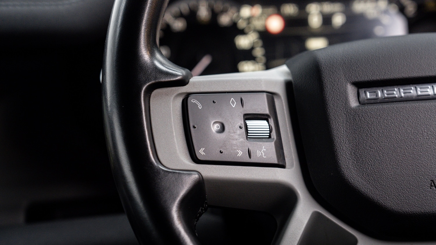 Used Land Rover Defender 2022 for sale - 77004920: Photo 22