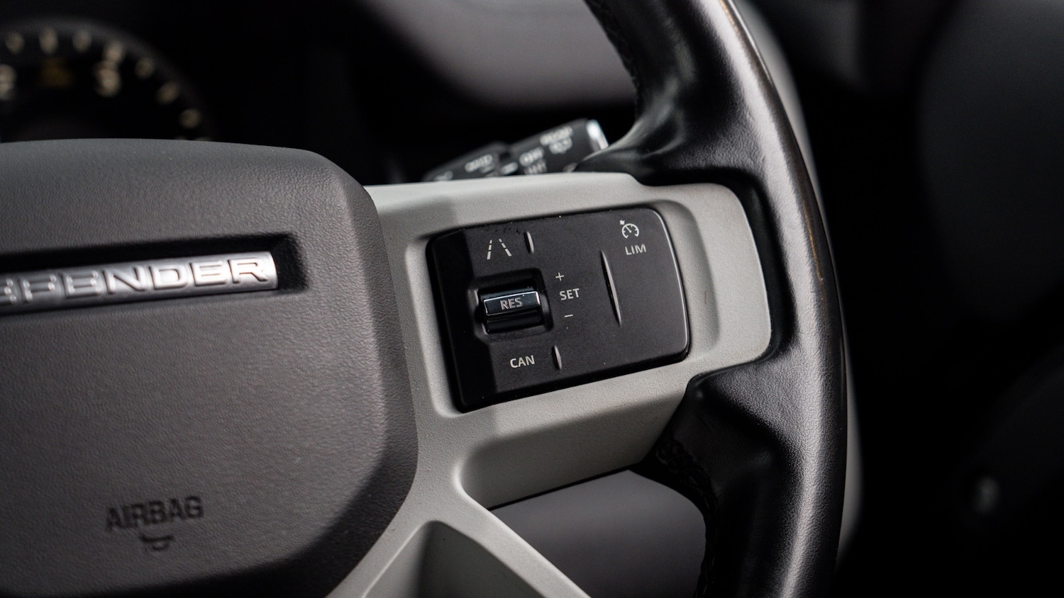 Used Land Rover Defender 2022 for sale - 77004920: Photo 23