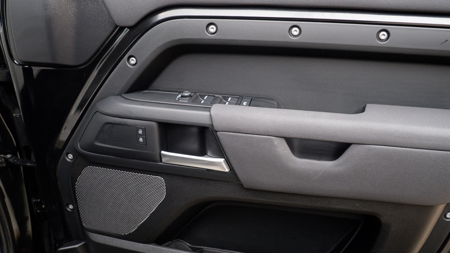 Used Land Rover Defender 2022 for sale - 77004920: Photo 30