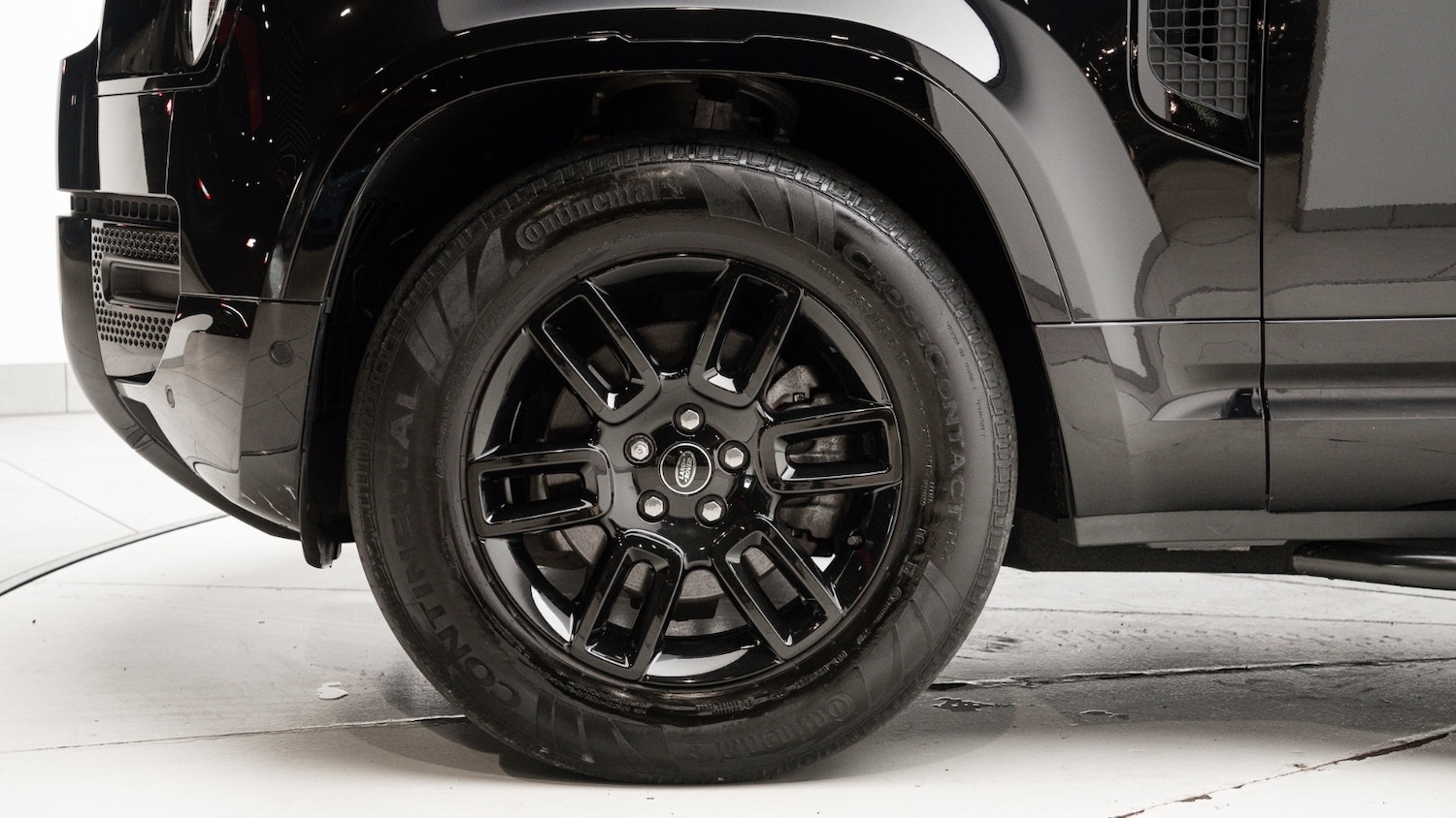 Used Land Rover Defender 2022 for sale - 77004920: Photo 6