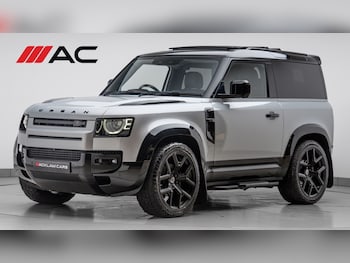 Used Land Rover Defender 2021 for sale - 77269240: Photo