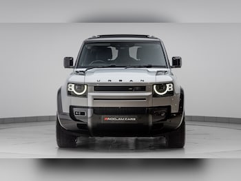 Used Land Rover Defender 2021 for sale - 77269240: Photo