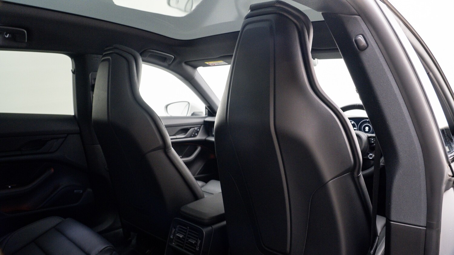 Used Porsche Taycan 2023 for sale - 78117674: Photo 10