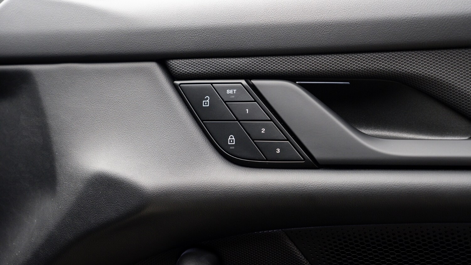 Used Porsche Taycan 2023 for sale - 78117674: Photo 29