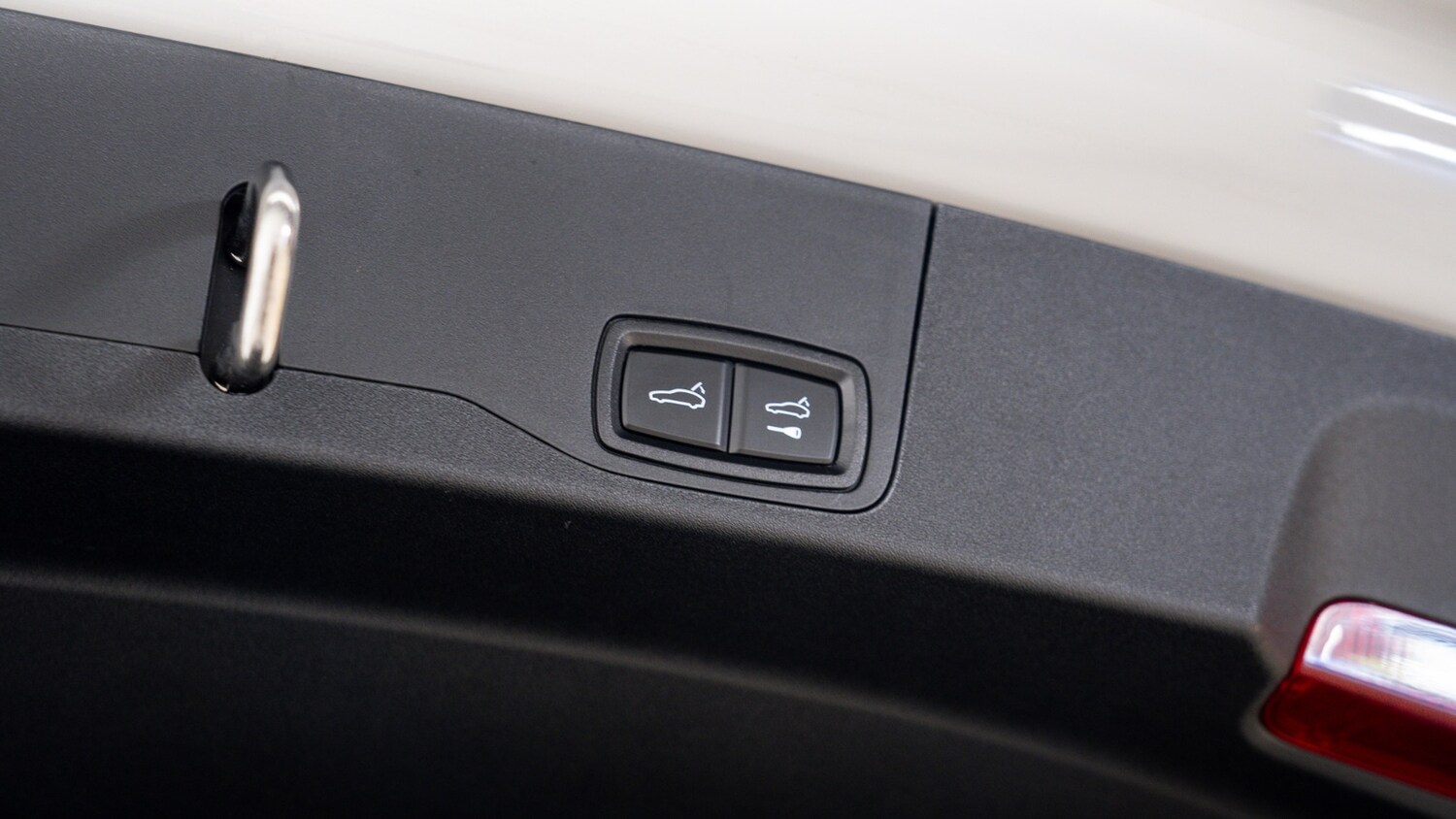 Used Porsche Taycan 2023 for sale - 78117674: Photo 8