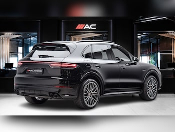 Used Porsche Cayenne 2022 for sale - 78846805: Photo