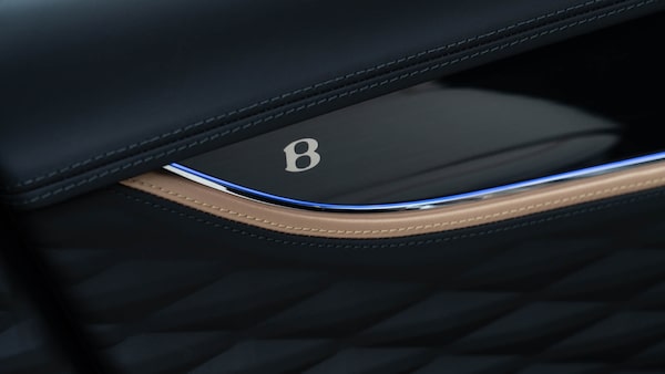 Used Bentley Flying Spur 2023 for sale - 76037627: Photo 32