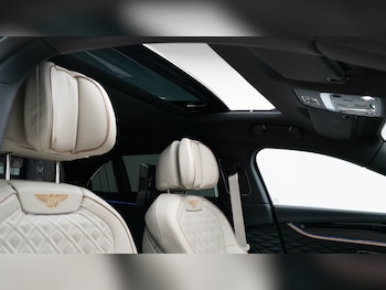 Used Bentley Flying Spur 2023 for sale - 76037627: Photo