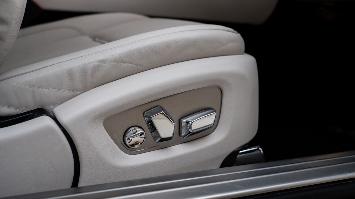 Used Rolls-Royce Wraith 2019 for sale - 77366901: Photo 19