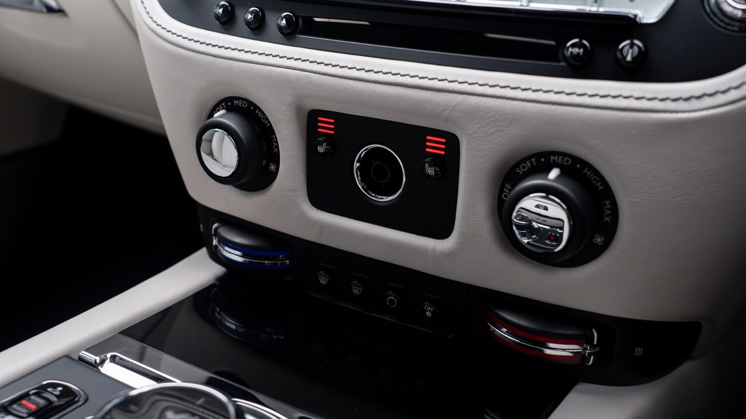 Used Rolls-Royce Wraith 2019 for sale - 77366901: Photo 24