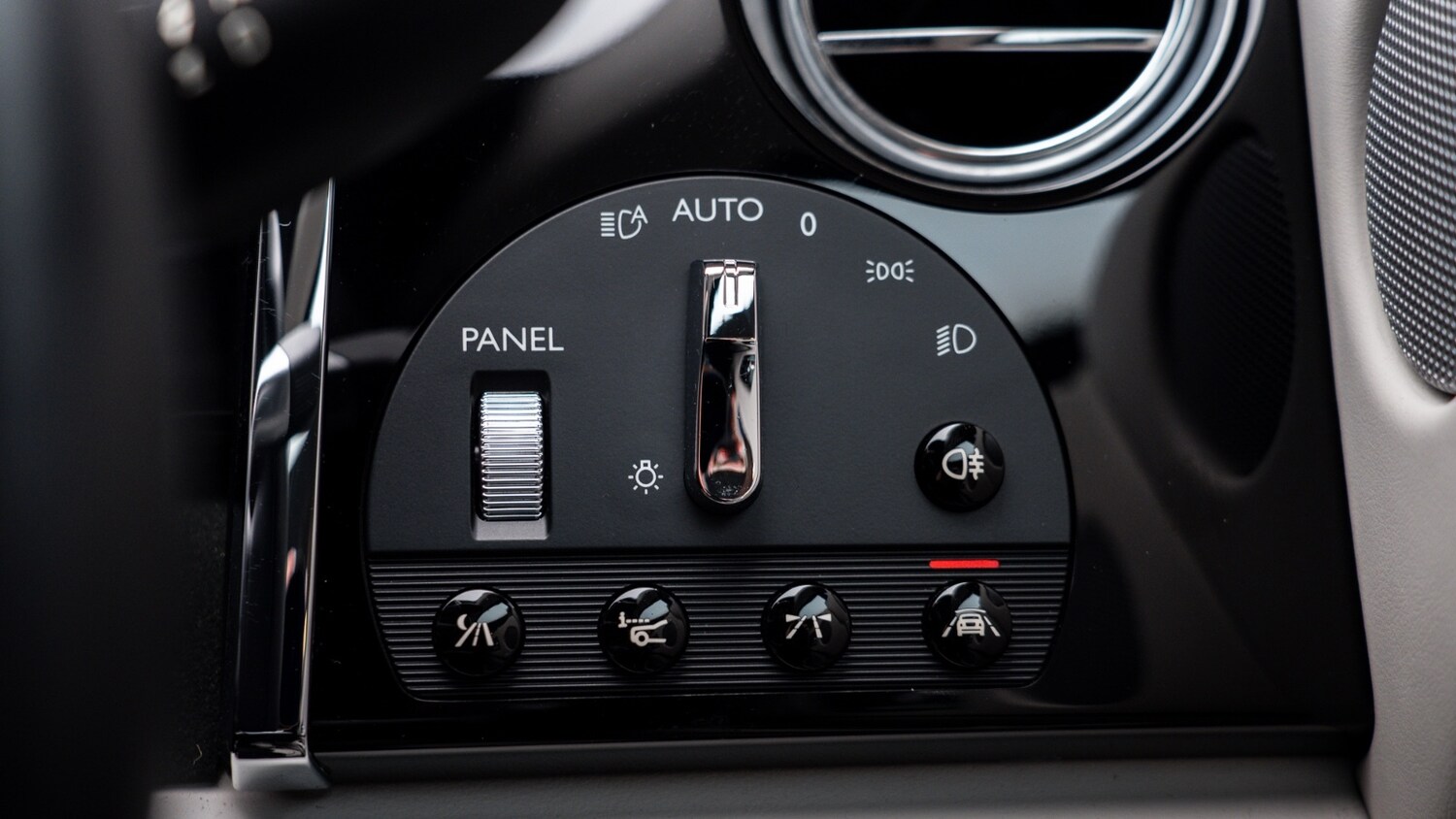 Used Rolls-Royce Wraith 2019 for sale - 77366901: Photo 29