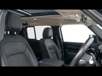 Used Land Rover Defender 2021 for sale - 74903790: Photo