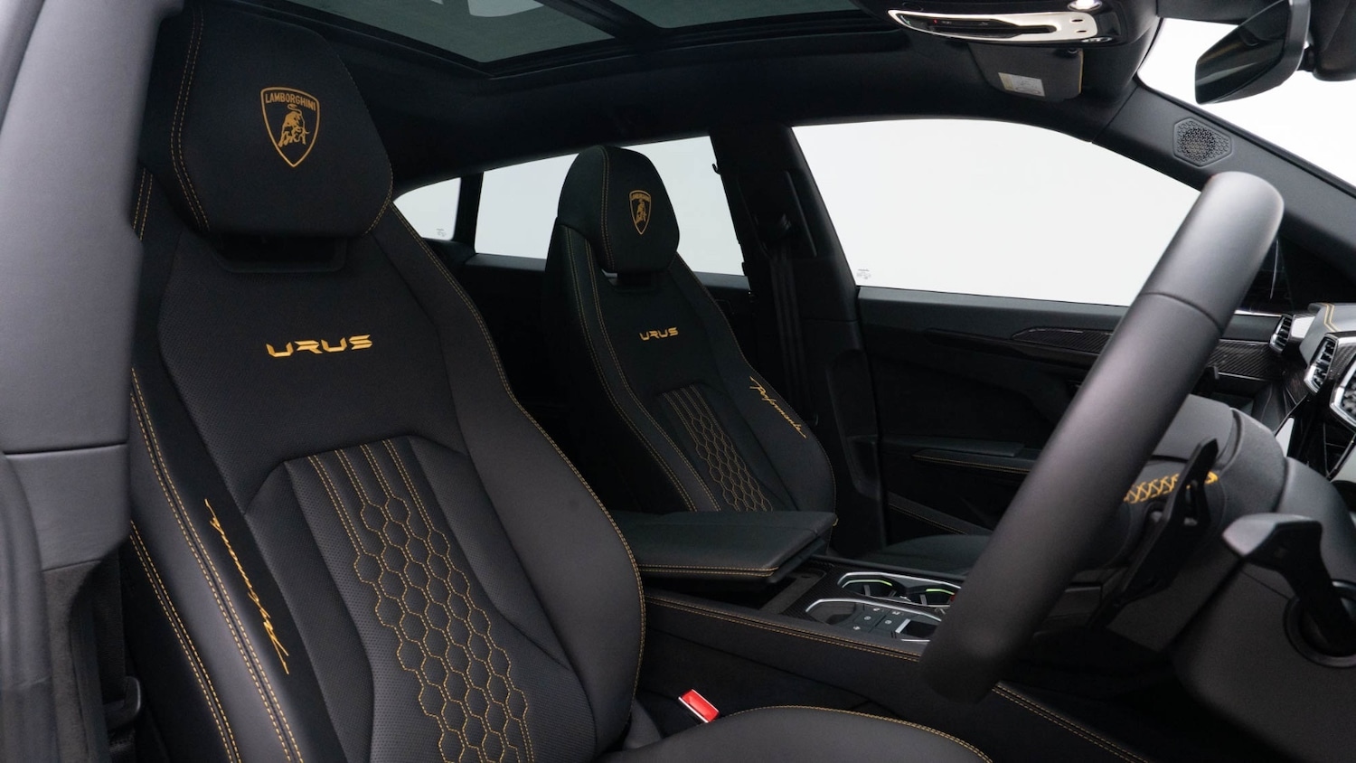 Used Lamborghini Urus 2023 for sale - 76479894: Photo 3