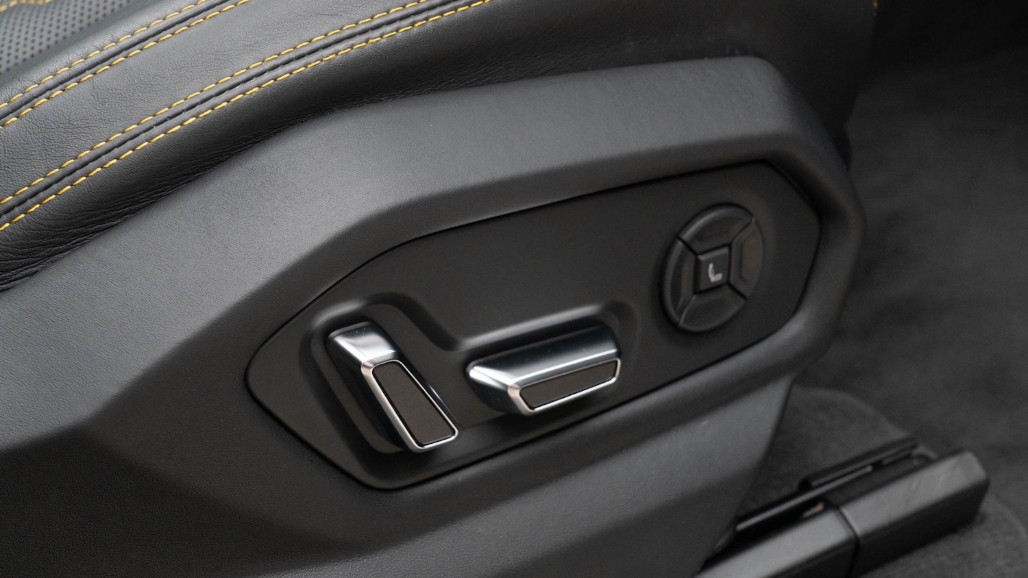 Used Lamborghini Urus 2023 for sale - 76479894: Photo 30