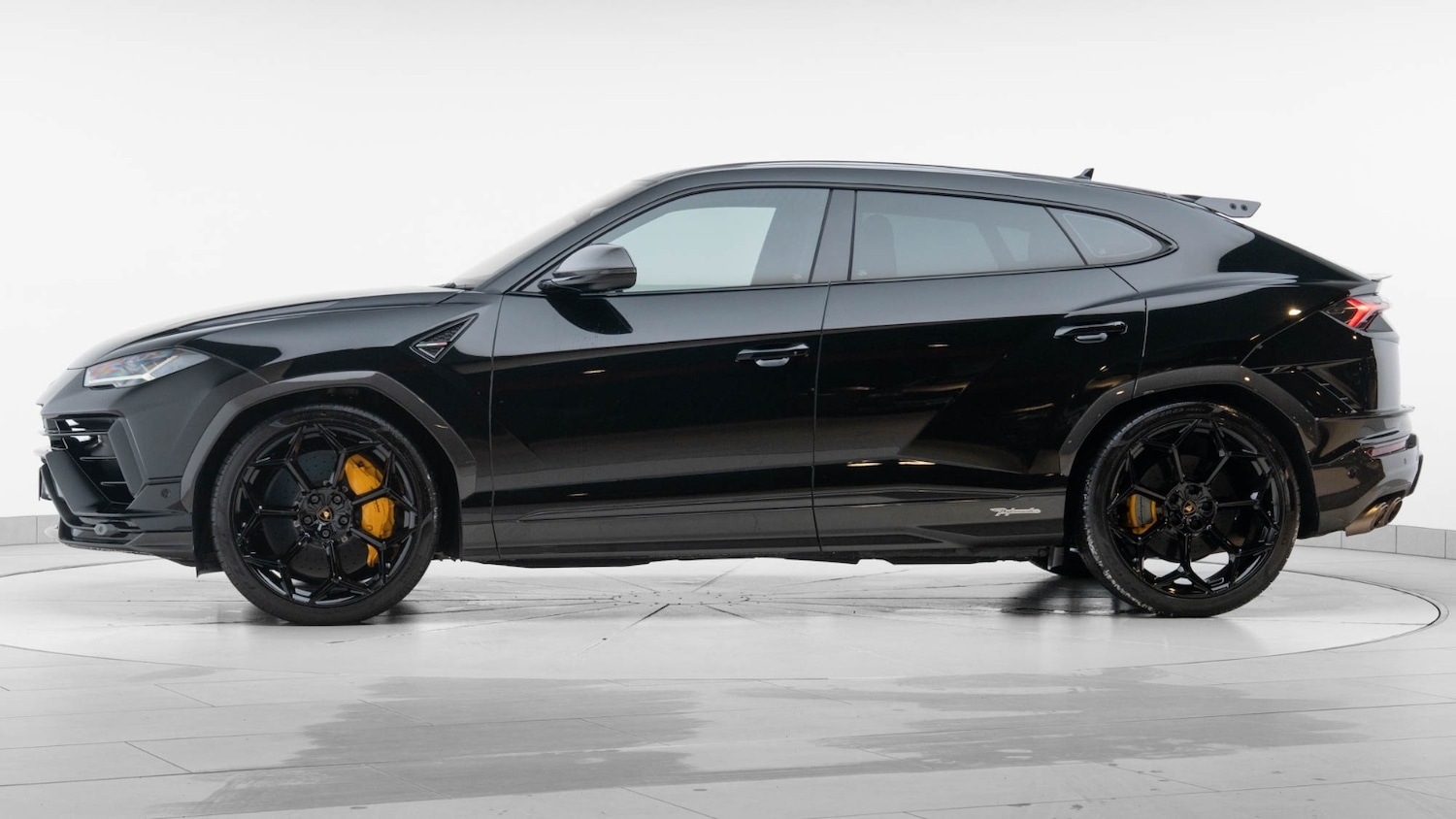 Used Lamborghini Urus 2023 for sale - 76479894: Photo 4