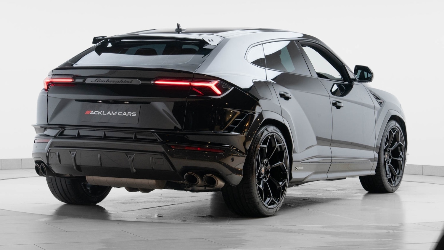 Used Lamborghini Urus 2023 for sale - 76479894: Photo 6