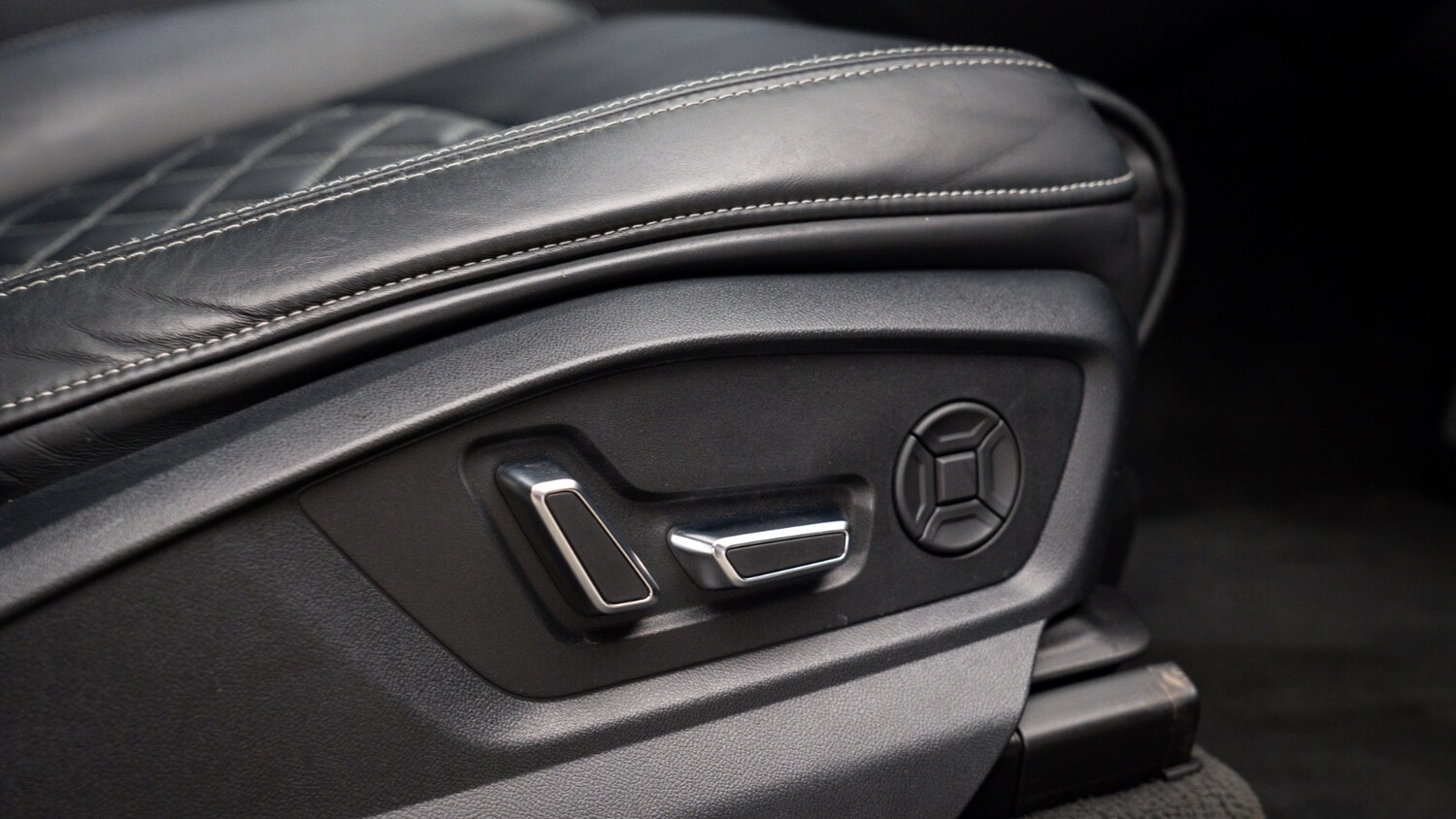 Used Audi Q8 2021 for sale - 78108784: Photo 32