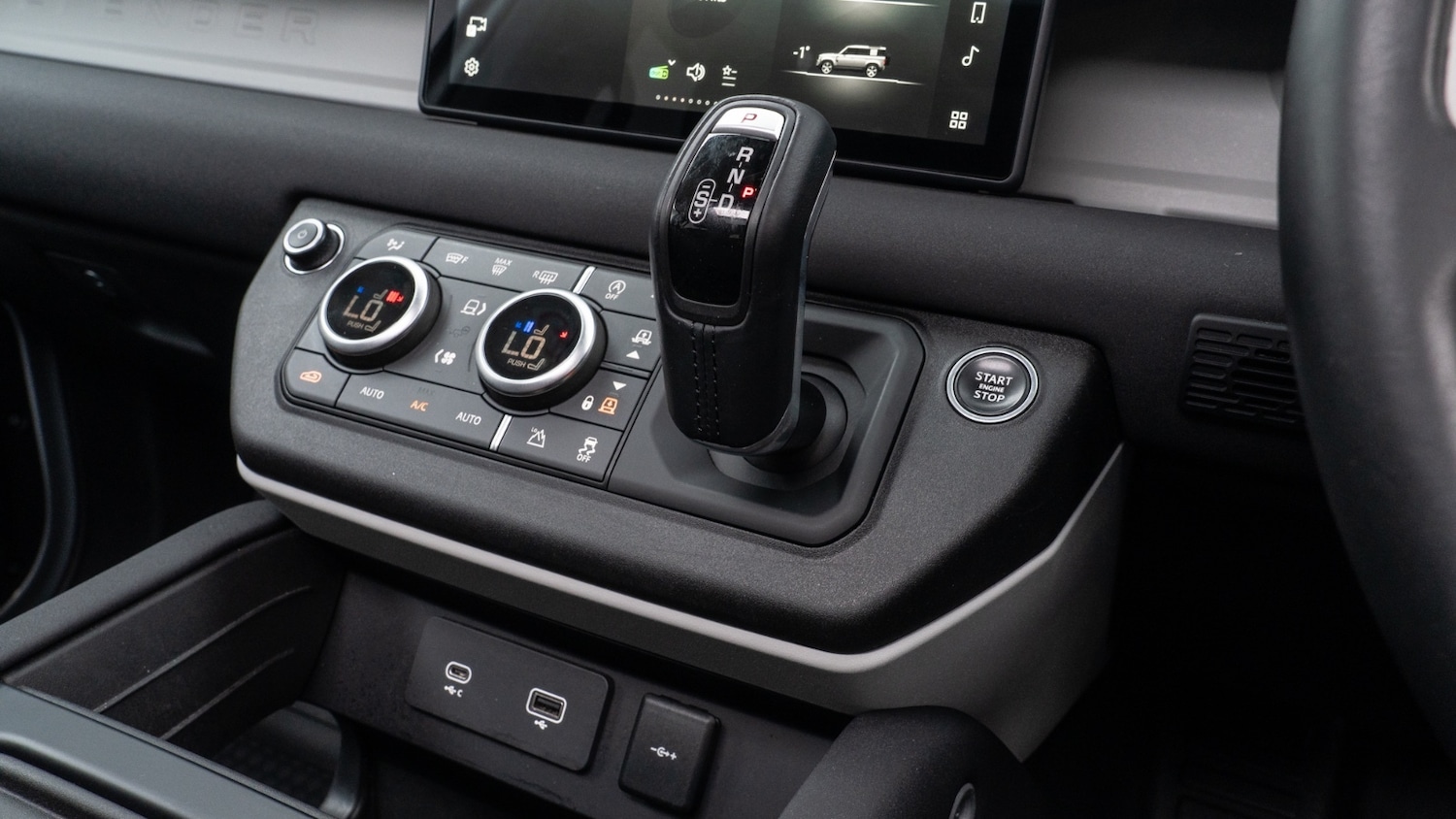 Used Land Rover Defender 2022 for sale - 76717268: Photo 23