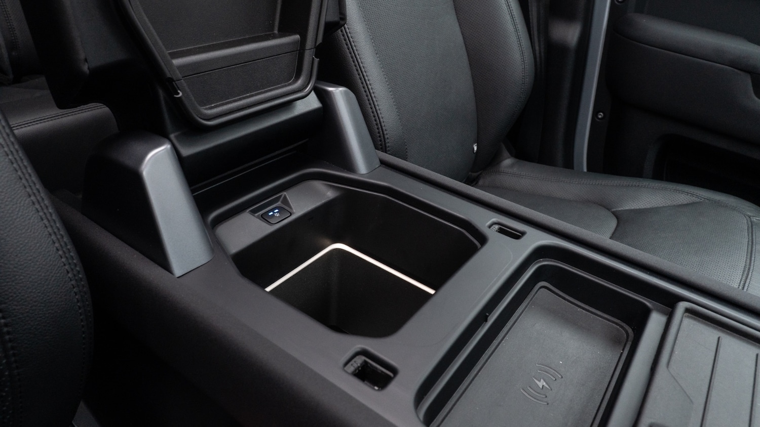 Used Land Rover Defender 2022 for sale - 76717268: Photo 32