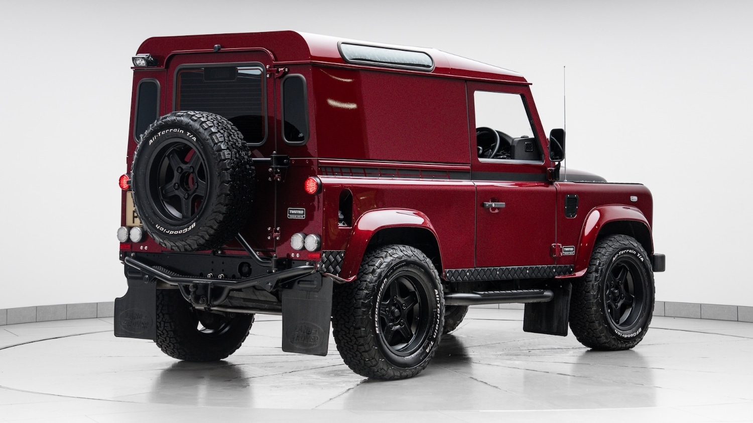 Used Land Rover Defender 2016 for sale - 77413941: Photo 13