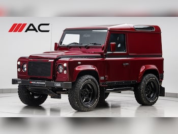 Land Rover Defender feature image