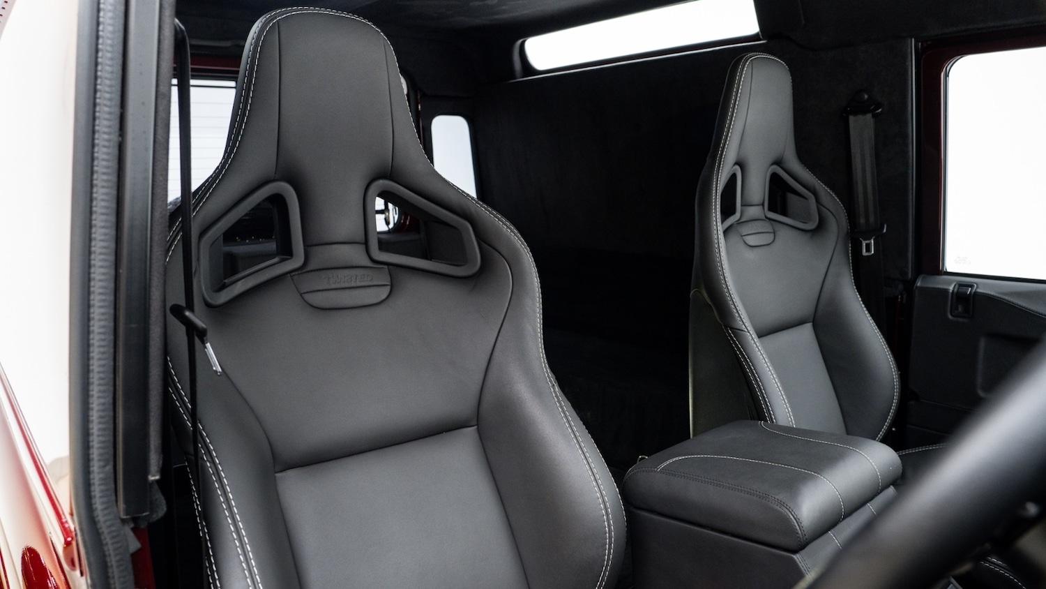 Used Land Rover Defender 2016 for sale - 77413941: Photo 3