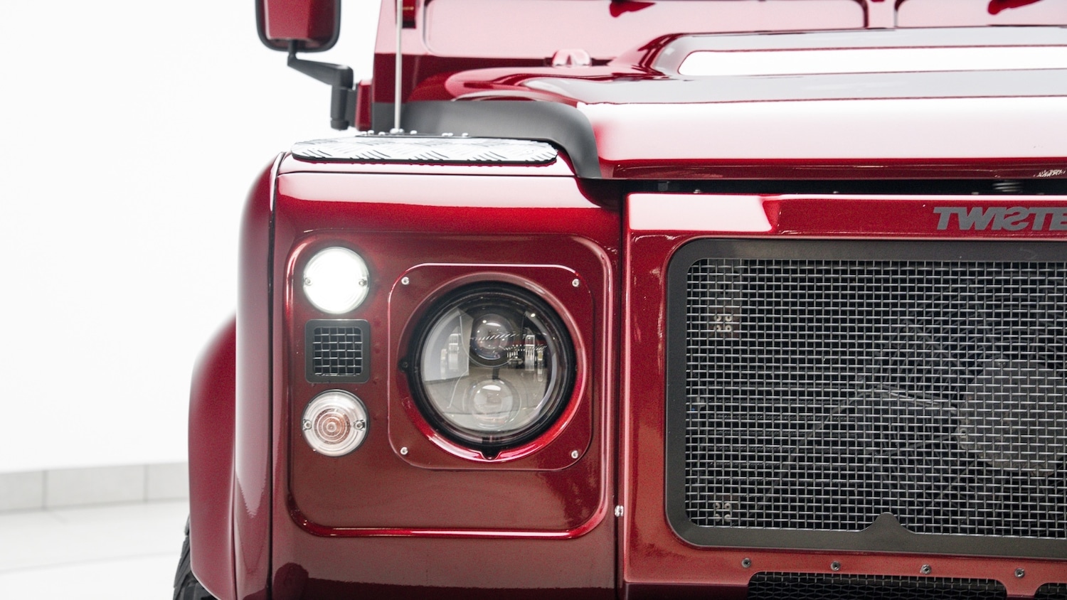 Used Land Rover Defender 2016 for sale - 77413941: Photo 5