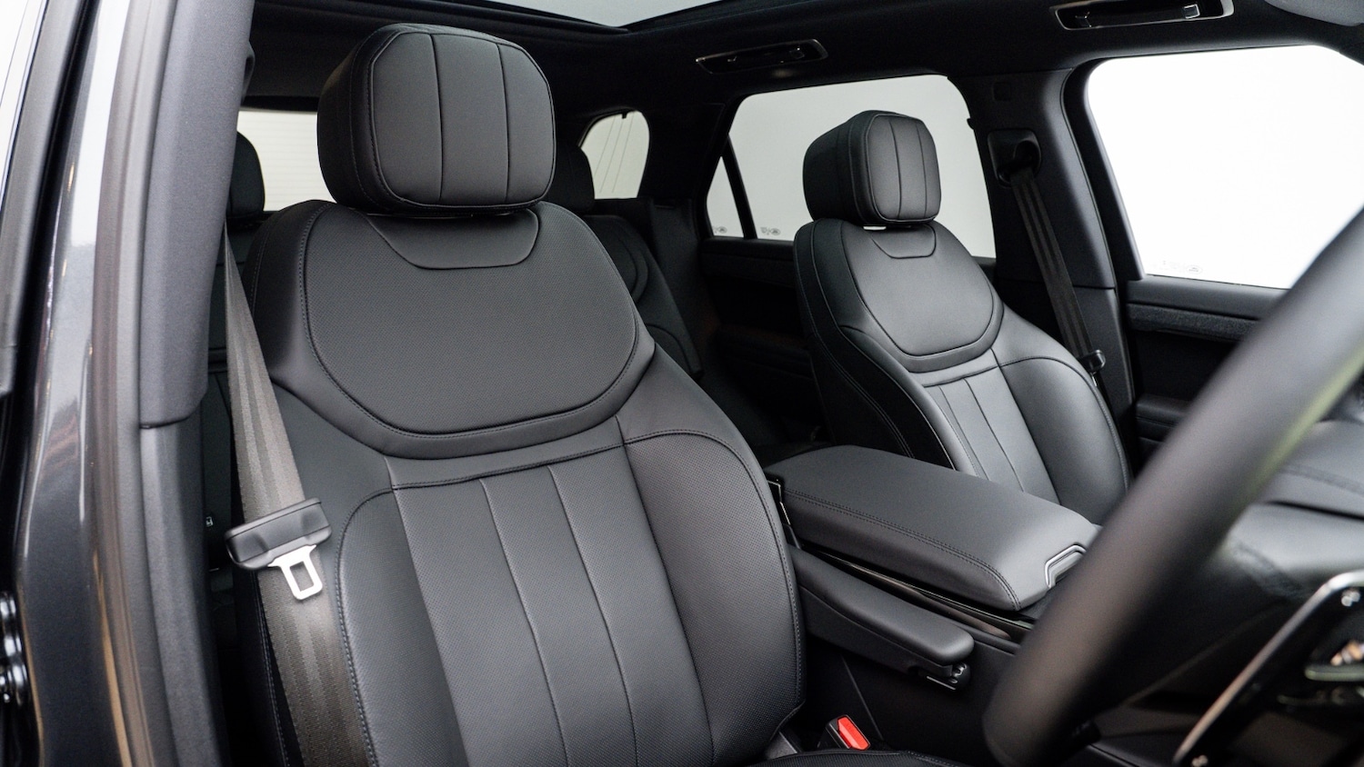 Used Land Rover Range Rover Sport 2025 for sale - 78066853: Photo 3