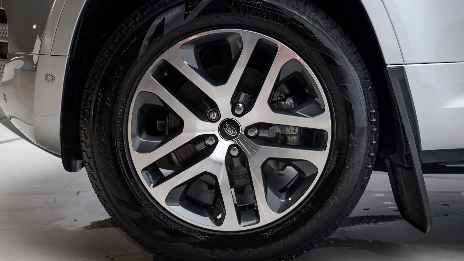 Used Land Rover Defender 2024 for sale - 78094717: Photo 40