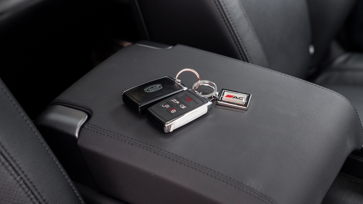 Used Land Rover Defender 2024 for sale - 78094717: Photo 48