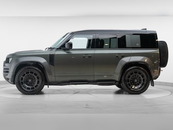 Used Land Rover Defender 2025 for sale - 76731543: Photo