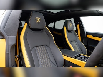 Used Lamborghini Urus 2025 for sale - 76894757: Photo