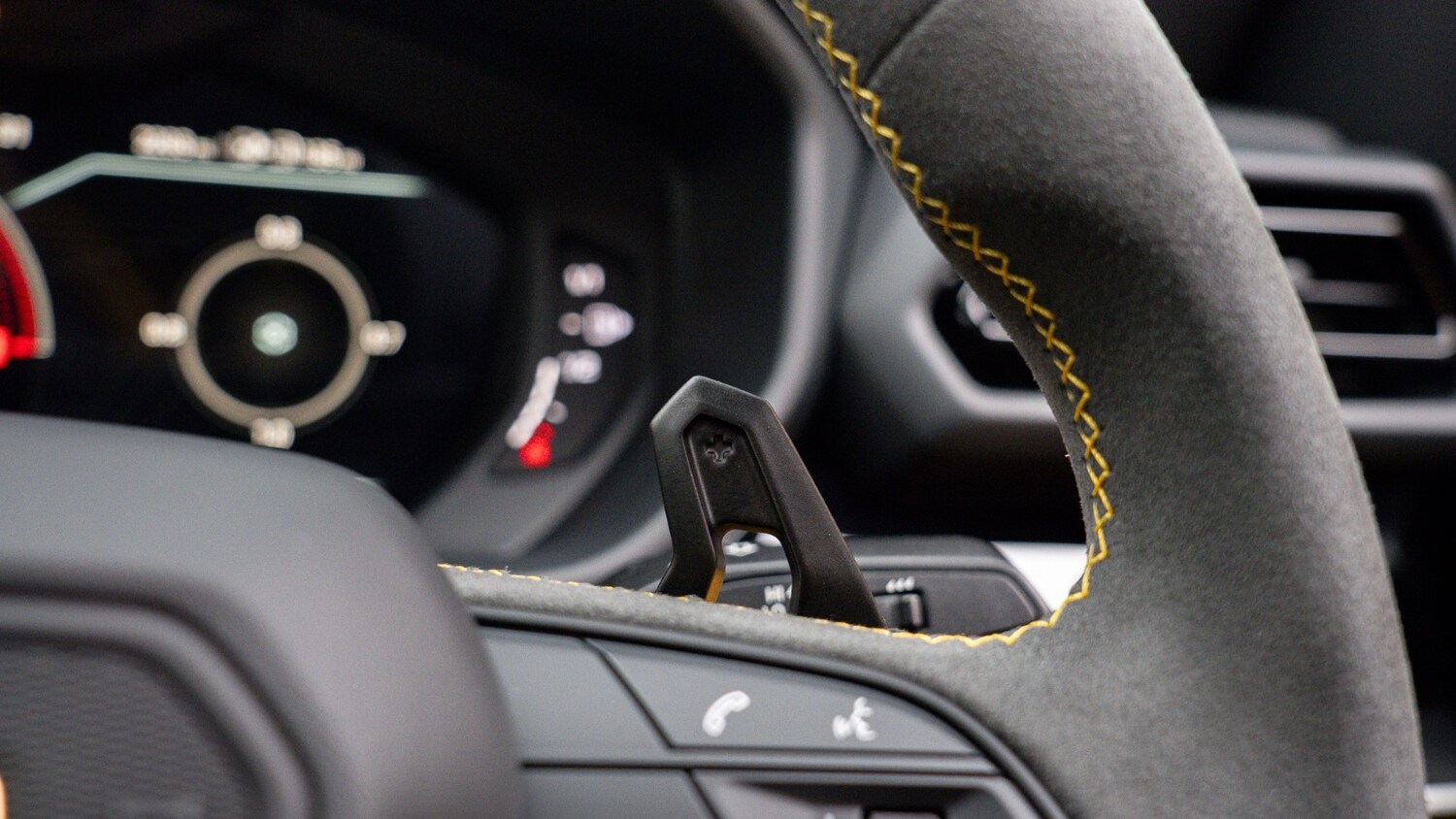 Used Lamborghini Urus 2025 for sale - 76894757: Photo 48