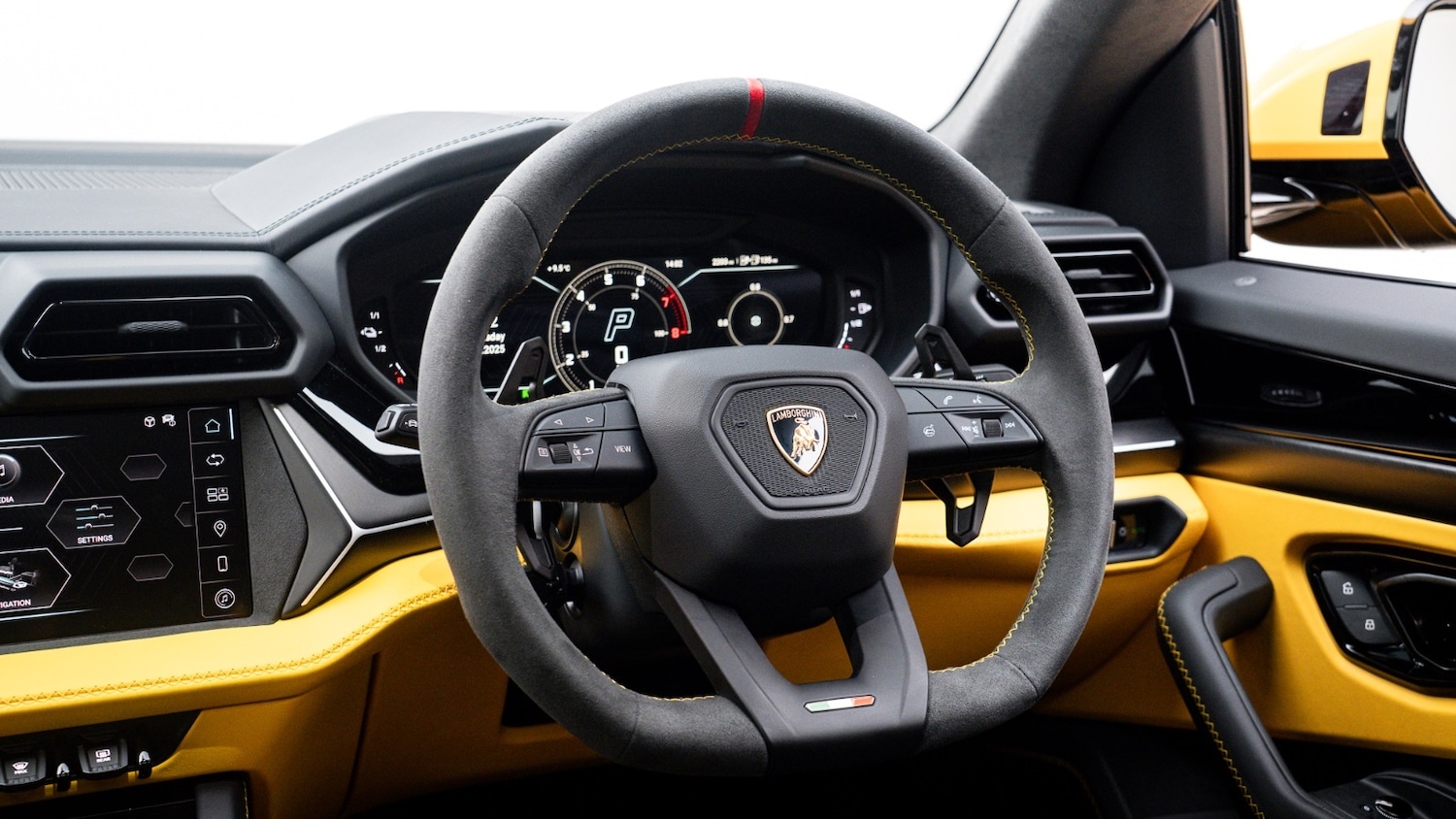 Used Lamborghini Urus 2025 for sale - 76894757: Photo 50