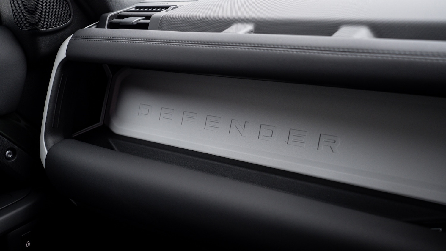 Used Land Rover Defender 2026 for sale - 77285738: Photo 17