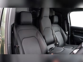 Used Land Rover Defender 2026 for sale - 77285738: Photo