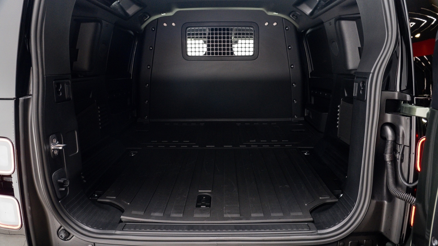 Used Land Rover Defender 2026 for sale - 77285738: Photo 5