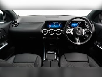 Used Mercedes-Benz GLA 2024 for sale - 78606861: Photo