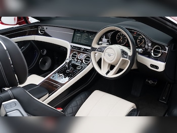Used Bentley Continental 2020 for sale - 76507528: Photo