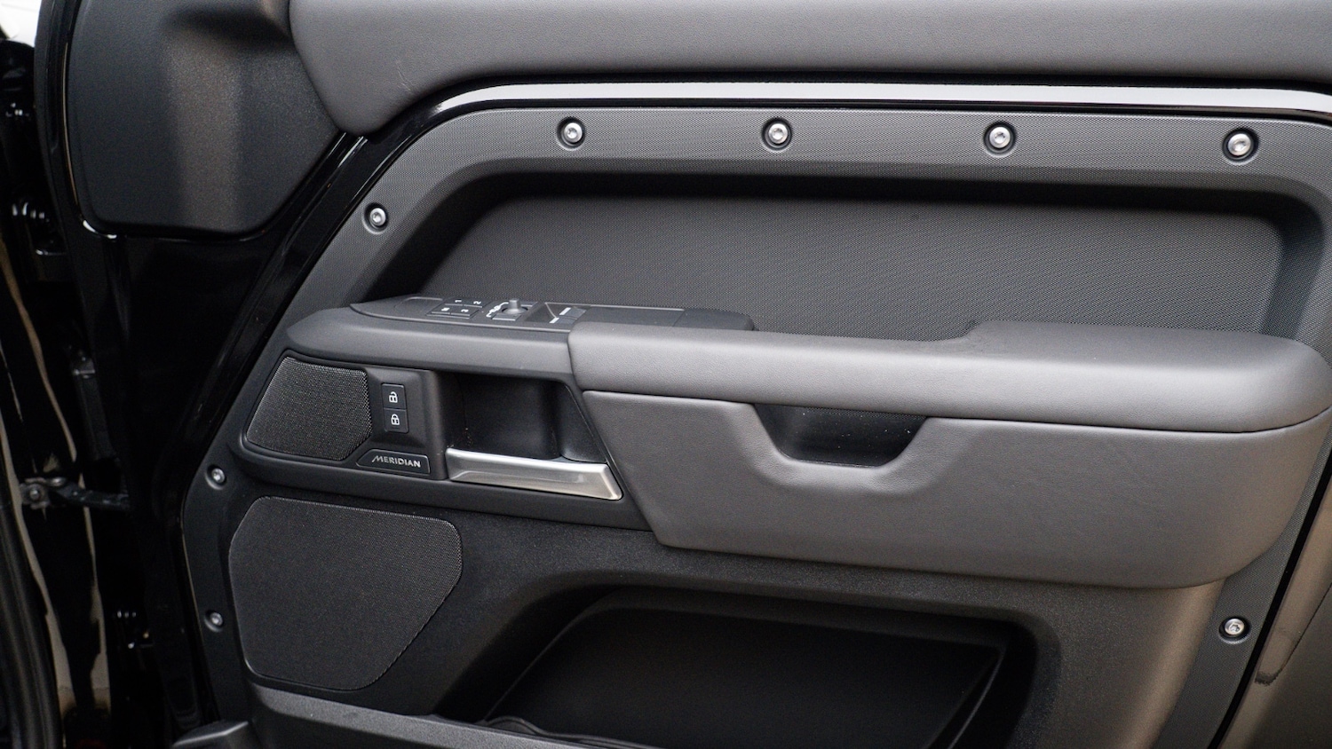 Used Land Rover Defender 2026 for sale - 77170433: Photo 10