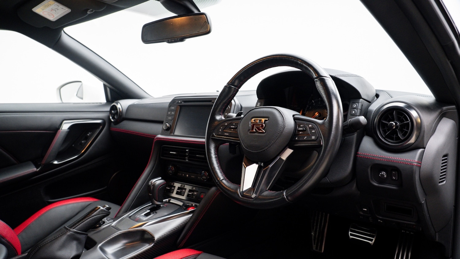 Used Nissan GT-R 2017 for sale - 77012986: Photo 14