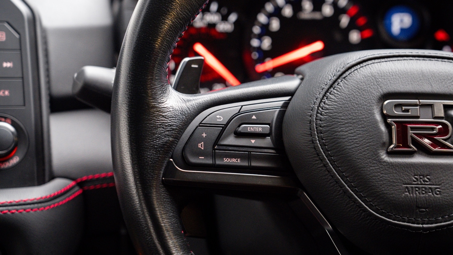 Used Nissan GT-R 2017 for sale - 77012986: Photo 19